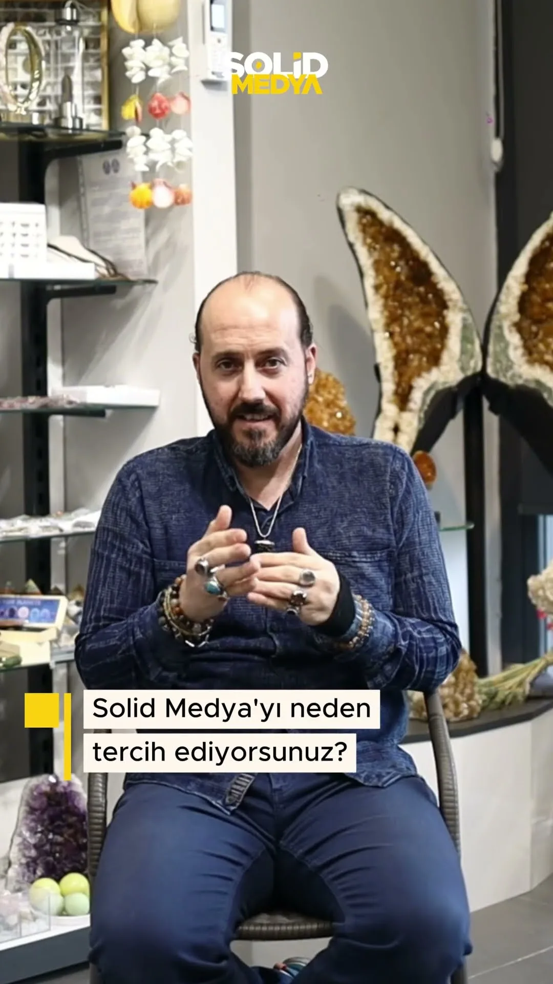 İşleri hızlı bir şekilde yapıyorlar. | Nurdan Şifa - Adil Ortaarabacı — video kapak görseli