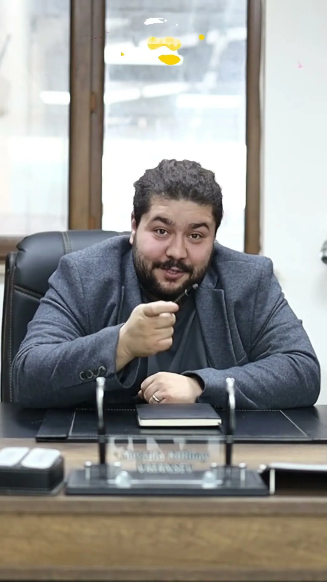 Hayatımda en önemli dostlarımdan. — video kapak görseli